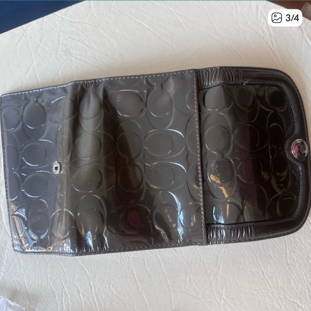 Coach 2FER Bundle Patent Leather Tote & Wallet in Dark Grey - Picture 13 of 13